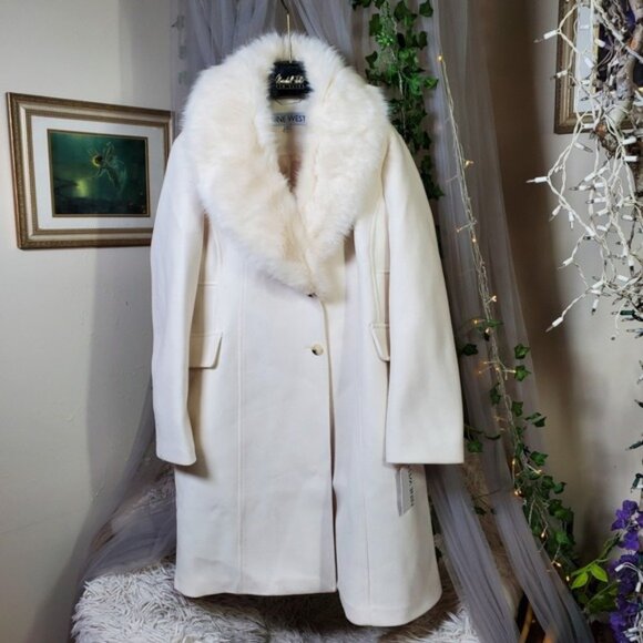Nine West Ivory Faux Fur Collar Winter Overcoat NWT Size 2XL $200 Mid Thigh - Picture 1 of 7